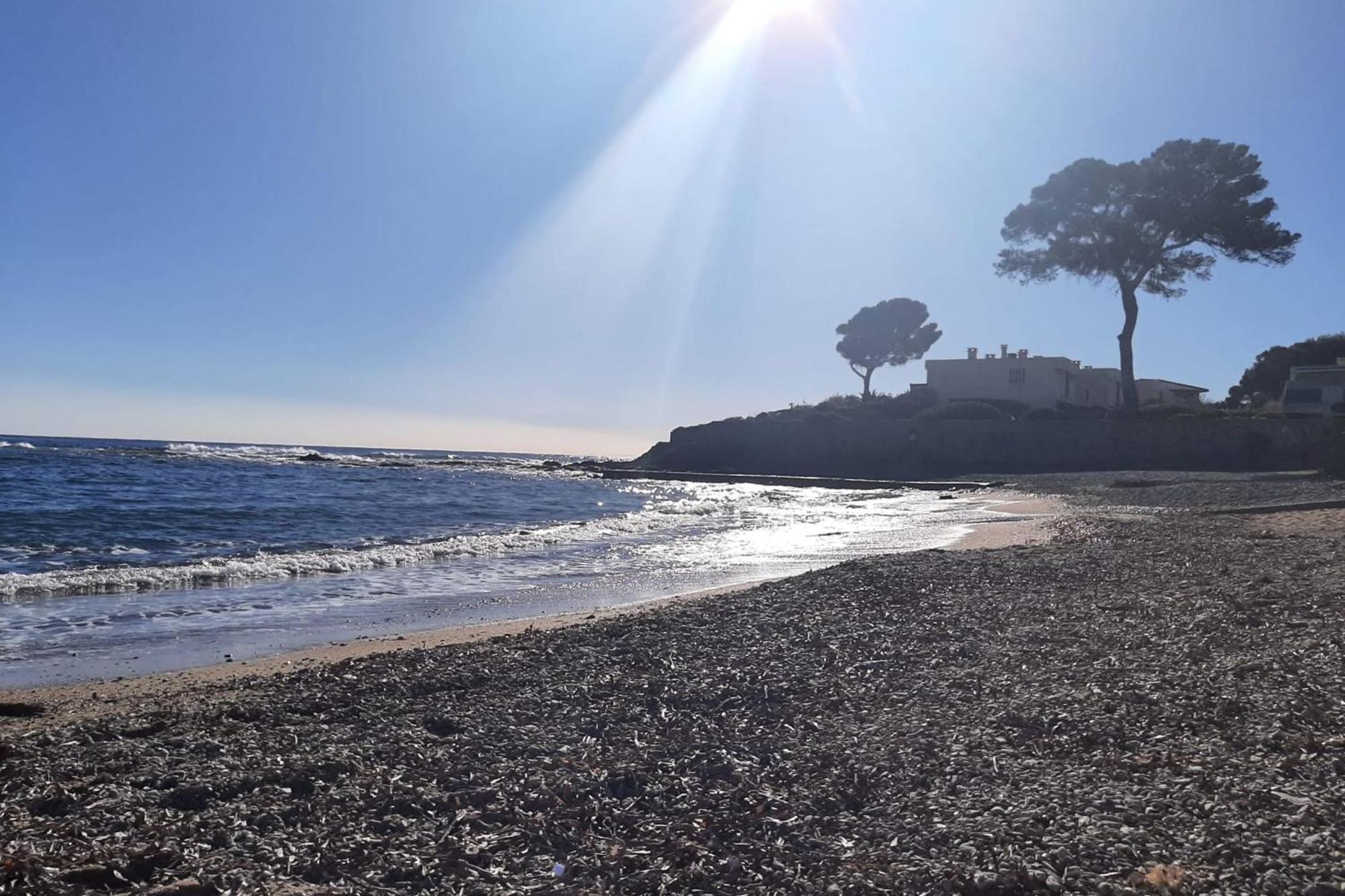 Modern Seaside